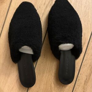 NWT Jenni Kayne Black Shearling Mules 38